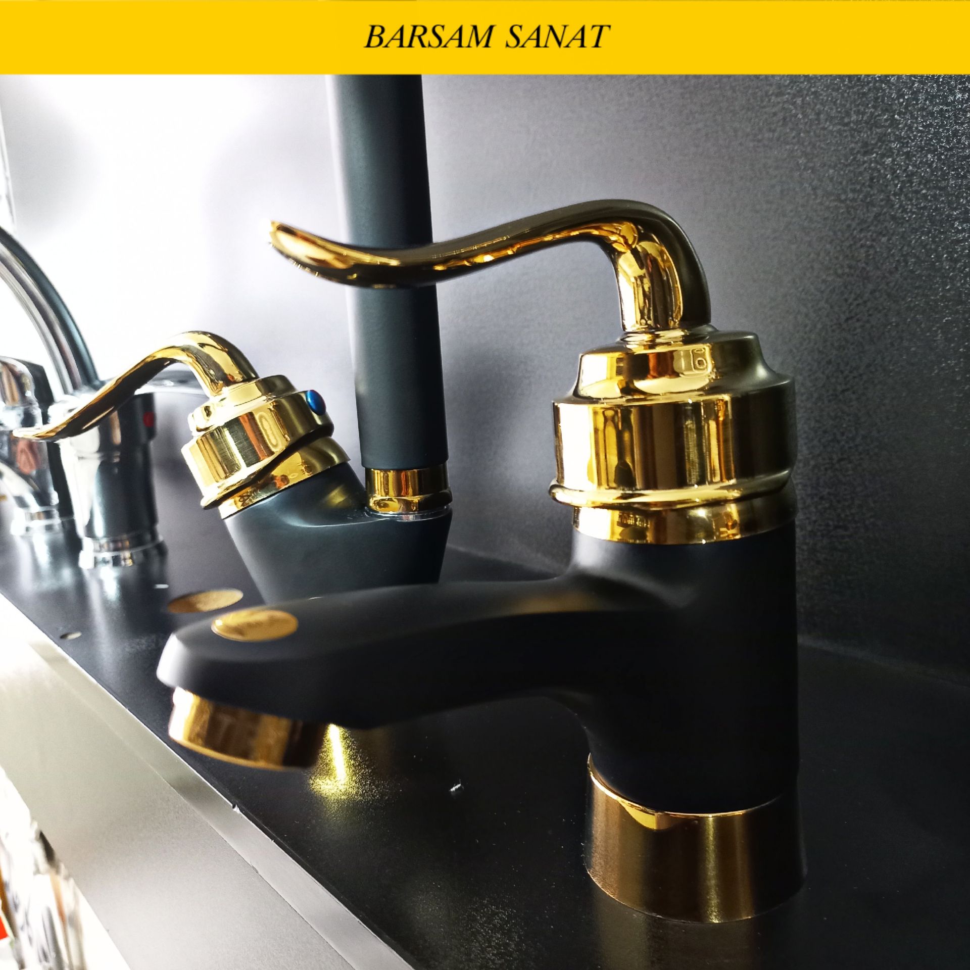 برسام صنعت مدل ونوس مشکی طلایی - Image 4